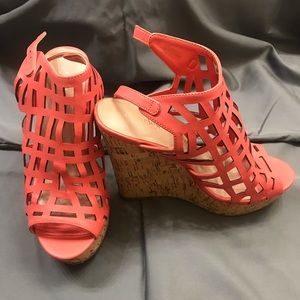 Gorgeous coral platform wedges!